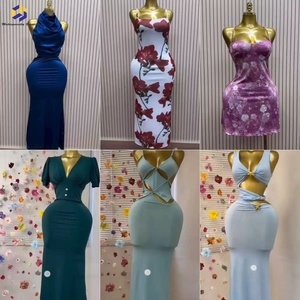 Lots de Vêtements de Mode Pas Chers <span class=keywords><strong>en</strong></span> <span class=keywords><strong>Gros</strong></span> – Balles de Vêtements Mixtes <span class=keywords><strong>pour</strong></span> Femmes <span class=keywords><strong>en</strong></span> <span class=keywords><strong>Gros</strong></span> de Guangzhou (Usine) - Product Image 1