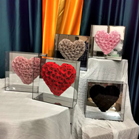 Boîte carrée en acrylique pour rose éternelle, avec ruban personnalisé, idéale pour la remise des diplômes, la Saint-Valentin, la fête des Mères, le Nouvel An, Noël et toutes les occasions.