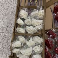 Q-1112 Vente en gros de fleurs artificielles à toucher réel, œillets simples pour la décoration de la maison