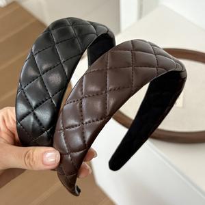 Serre-tête en cuir PU de haute qualité, couleur unie, pour femmes, usage quotidien - Product Image 3