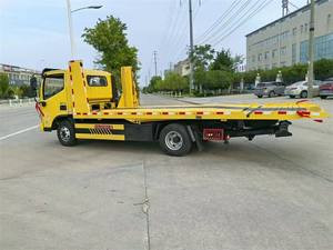 Camion de barrière à fond plat automatique Foton 4*2 bons prix véhicules de sauvetage dépanneuse remorques de <span class=keywords><strong>voiture</strong></span> bon marché - Product Image 5