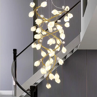 Lámpara LED de cobre moderna y personalizada, lámpara de techo de cristal Magnolia para Hotel, restaurante, Villa, escalera, luz colgante de lujo