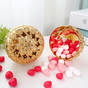 Nuovo stile bomboniere <span class=keywords><strong>per</strong></span> matrimonio a forma di rosa regalo di plastica scatola <span class=keywords><strong>per</strong></span> caramelle color <span class=keywords><strong>oro</strong></span> - Product Image 3