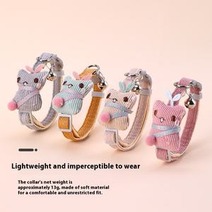 <span class=keywords><strong>Collar</strong></span> de <span class=keywords><strong>collar</strong></span> de gato con campana de hombre de árbol pequeño bonito de alto valor con decoración de cinta para perros fabricante directo en Stock - Product Image 3