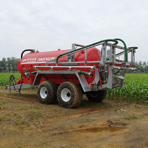 Máquina Esparcidora de Estiércol para Granja, Galvanizada por Inmersión en Caliente, 12000L (3200 Galones), Accionada por Toma de Fuerza, Tanque Esparcidor de Fertilizante Líquido para Lecherías - Product Image 1