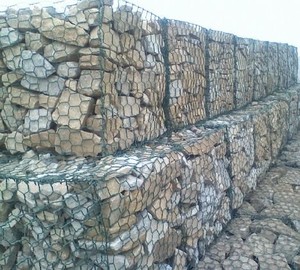 Düşük Maliyetli Sıcak Satış Tedarikçisi 1*1*1m Galvanizli Delikli Hasır <span class=keywords><strong>Gabion</strong></span> Kutusu Kaynak Hizmetiyle Açık Hava Nehir Çiti - Product Image 3