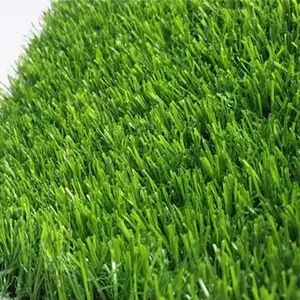 Harga pabrik Shandong karpet rumput 20mm 25mm untuk kolam renang Tempat bermain balkon taman lanskap rumput hijau luar ruangan