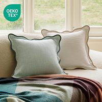 Housse de coussin en coton chic vert doux avec bord à volants idéale pour la décoration de la chambre à coucher ajoute une touche d'élégance à votre lit