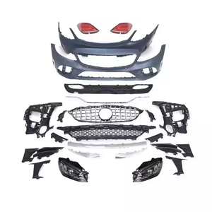 C63 a Style Kit de <span class=keywords><strong>carrosserie</strong></span> W205 pour Benz W205 Kits de <span class=keywords><strong>carrosserie</strong></span> de classe C avec pare-chocs avant pare-chocs arrière jupes latérales couvercle de garde-boue - Product Image 2