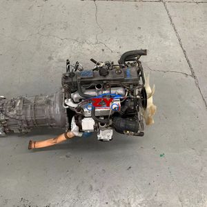 Motore Diesel <span class=keywords><strong>Usato</strong></span> Originale Giapponese <span class=keywords><strong>Mitsubishi</strong></span> 4M40 4M40T per <span class=keywords><strong>Pajero</strong></span>, Motore a 4 Cilindri per Veicoli Fuoristrada - Product Image 2