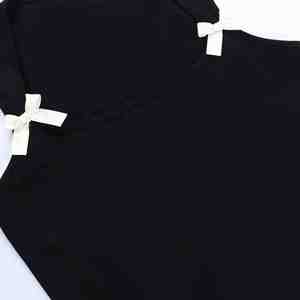 Débardeur court à col carré pour femme, style streetwear, en tissu extensible, imprimé sérigraphié, coton et élasthanne, vente en gros - Product Image 2