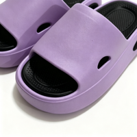 Sandales à plateforme épaisse en EVA pour enfants, pantoufles nuages antidérapantes à bout ouvert, claquettes personnalisables pour intérieur et extérieur