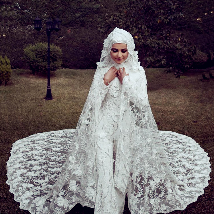 Elegant Muslim Wedding Dress Jumpsuit with Lace Cape