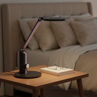 Lampe de bureau LED simple et contemporaine avec éclairage latéral en ABS, flexible, rotative, à intensité variable en continu, pour lecture, bureaux et études