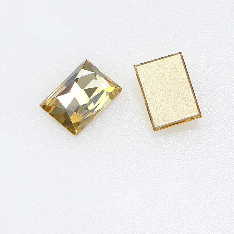 Ombre dorée en cristal