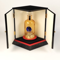 Coffret à vin en bois laqué brillant avec doublure en velours et quincaillerie dorée, armoire à double porte battante pour spiritueux, vente en gros, cadeau de vin haut de gamme