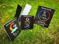 Collectez des avis Google pour votre entreprise avec Smart NFC QR Code Table Stand