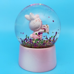 <span class=keywords><strong>Feliz</strong></span> conejo iluminación 65mm de vidrio personalizado bola de nieve - Product Image 3