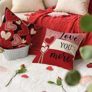 Fundas de Almohada con Estampado de Abrazos y Besos de San Valentín, Te Amo Más, Decoración de Sofá y Dormitorio con Rayas de Corazón para Bodas - Product Image 3