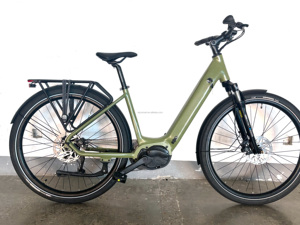 <span class=keywords><strong>Bici</strong></span> <span class=keywords><strong>da</strong></span> strada stile germania 250W <span class=keywords><strong>bici</strong></span> <span class=keywords><strong>elettrica</strong></span> Mid Drive 28 pollici passo attraverso 48V bicicletta <span class=keywords><strong>elettrica</strong></span> 80KM a lungo raggio <span class=keywords><strong>bici</strong></span> <span class=keywords><strong>da</strong></span> Trekking - Product Image 2