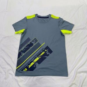 T-shirt de sport à manches courtes gris pour homme, compression, motif géométrique, séchage rapide, coupe régulière, col rond, tricoté en polyester compressé - Product Image 1