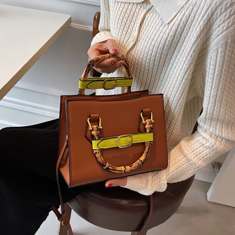 Mini sac à main Kalanta personnalisé avec poignée en bois sac à main en cuir PU pour femmes petit sac à main pour femmes tendance