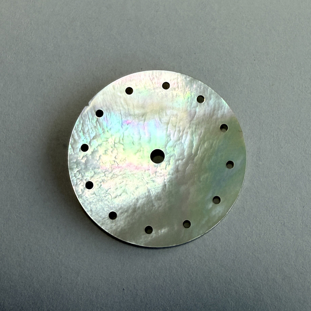 High Quality Delicate Watch Parts Custom Round Made Mother of Pearl Material Watch Face Fit for Luxury Watch Wholesale