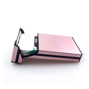 Portasigarette in Metallo Personalizzato con Logo, Chiusura Magnetica, Accessori per Fumatori per Ragazze - Product Image 2