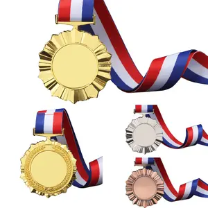 Großhandel Custom Sports Metal Medaillen Award Leere Medaille und Trophäen mit Band Fußball Schwimmen Basketball Laufen Spiel Medaille