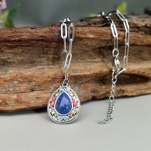 Collana con ciondolo unisex blu letterario, gioielli vintage per tutti i giorni, idee regalo - Product Image 4