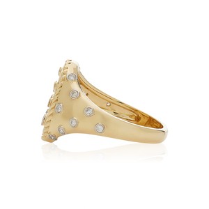 Bague Chevalière Européenne en Or Jaune 18 carats avec Diamant 0,26 ct, Style Antique Français, Bijou de Famille Rébellien, Œuvre d'Art Fine - Product Image 2