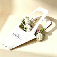 Panier en papier à fleurs avec poignée portable, sac d'emballage floral imprimé sur mesure pour l'emballage de bouquets, arrangement de cadeaux