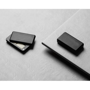 Hộp Đựng Nước Hoa Dạng Rắn Có Thể Nạp Lại Từ Tính Hộp Đựng Mỹ Phẩm Hộp Kim Loại Nhỏ Gọn - Product Image 6