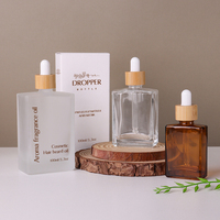 Flacons compte-gouttes carrés 30ml 50ml 100ml en verre brun transparent givré pour huiles essentielles et sérums, avec compte-gouttes en bambou naturel véritable