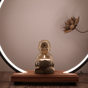 Tenendo loto candelabro piccolo monaco fatto a mano in resina Buddha figurina scrivania profumato Buddha giardino Bonsai Mini ornamenti - Product Image 4
