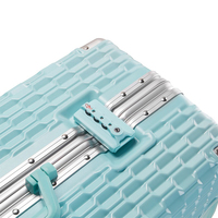 Valise rigide moderne personnalisable en gros, bagage de voyage unisexe avec doublure en polyester et cadre en aluminium incassable