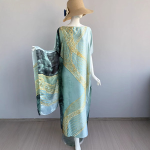 ชุดเดรสยาวผ้าไหมแอฟริกันขายดีข้ามพรมแดน ลายสีตัดกัน จากโรงงานต้นแบบ - Product Image 5
