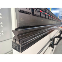 Presse plieuse hydraulique CNC à 5 axes avec jauge arrière, modèle ETC-16T, équipée de composants électriques Schneider