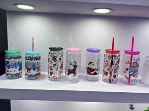 Ly nhựa nhiều màu 16oz bán buôn, in logo tùy chỉnh, kèm nắp và ống hút - Product Image 5