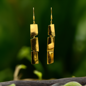 Boucles d'oreilles pendantes tendance en acier inoxydable 316L avec placage or PVD, durables et résistantes - Product Image 3