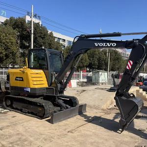 Excavatrice sur chenilles Volvo EC60DL d'occasion, 6 tonnes, moteur Deutz, modèle 2025, bon état, faible nombre d'heures de travail, capacité de la cuvette de 0,3 m - Product Image 3