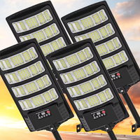 Lampe solaire LED extérieure IP67 en ABS avec télécommande pour l'éclairage des jardins et des façades