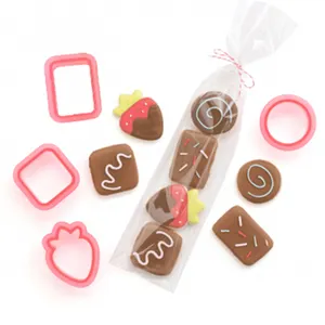 Set Pemotong Adonan Biskuit Fondant Hari Valentine, Cetakan dan Pemotong Kue Plastik Mini