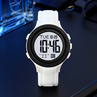 Montres SKMEI 2458 en gros, montres de sport numériques électroniques à double fuseau horaire, chronographe en silicone, étanches 50M, montres-bracelets pour hommes