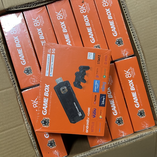 TGZ Spot Wholesale Dual System X8 Game Console HD 4K Open Source Arcade 3D Wireless BT Ergonomic Joystick TV Box