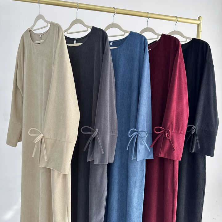 MH95 Corduroy Hooded Abaya with Pockets – Winter Casual Maxi Dress