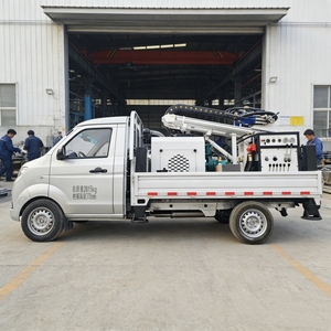 เครื่องเจาะบ่อน้ำแบบติดตั้งบนรถบรรทุกขนาดเล็ก 200 เมตร เครื่องเจาะหลุมบนยานพาหนะสำหรับพื้นที่รกร้างและการเกษตร - Product Image 2