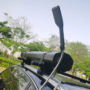 Réservoir d'eau en PVC pressurisé pour toit 30L - Système de douche portable tout-terrain avec tuyau et pomme de douche 4x4 pour <span class=keywords><strong>camping</strong></span>, escalade, usage occasionnel Remaco - Product Image 1