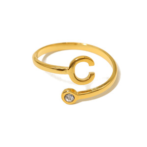 Anillos de moda de circonita chapados <span class=keywords><strong>en</strong></span> oro 18K PVD minimalista de acero inoxidable para mujer serie del <span class=keywords><strong>alfabeto</strong></span> inglés elegante <span class=keywords><strong>americano</strong></span> europeo - Product Image 5