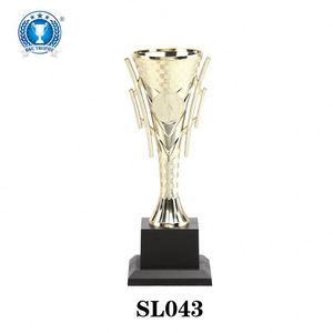 <span class=keywords><strong>Trofei</strong></span> Serie SL 2024 in Plastica PP Placcata Oro Ecologici con Figura di Dea <span class=keywords><strong>e</strong></span> Coppa SL049 - Product Image 2